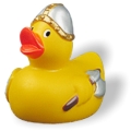 Badeente Ritter Siegfried mit Axt Badeente Ritter Siegfried mit Axt